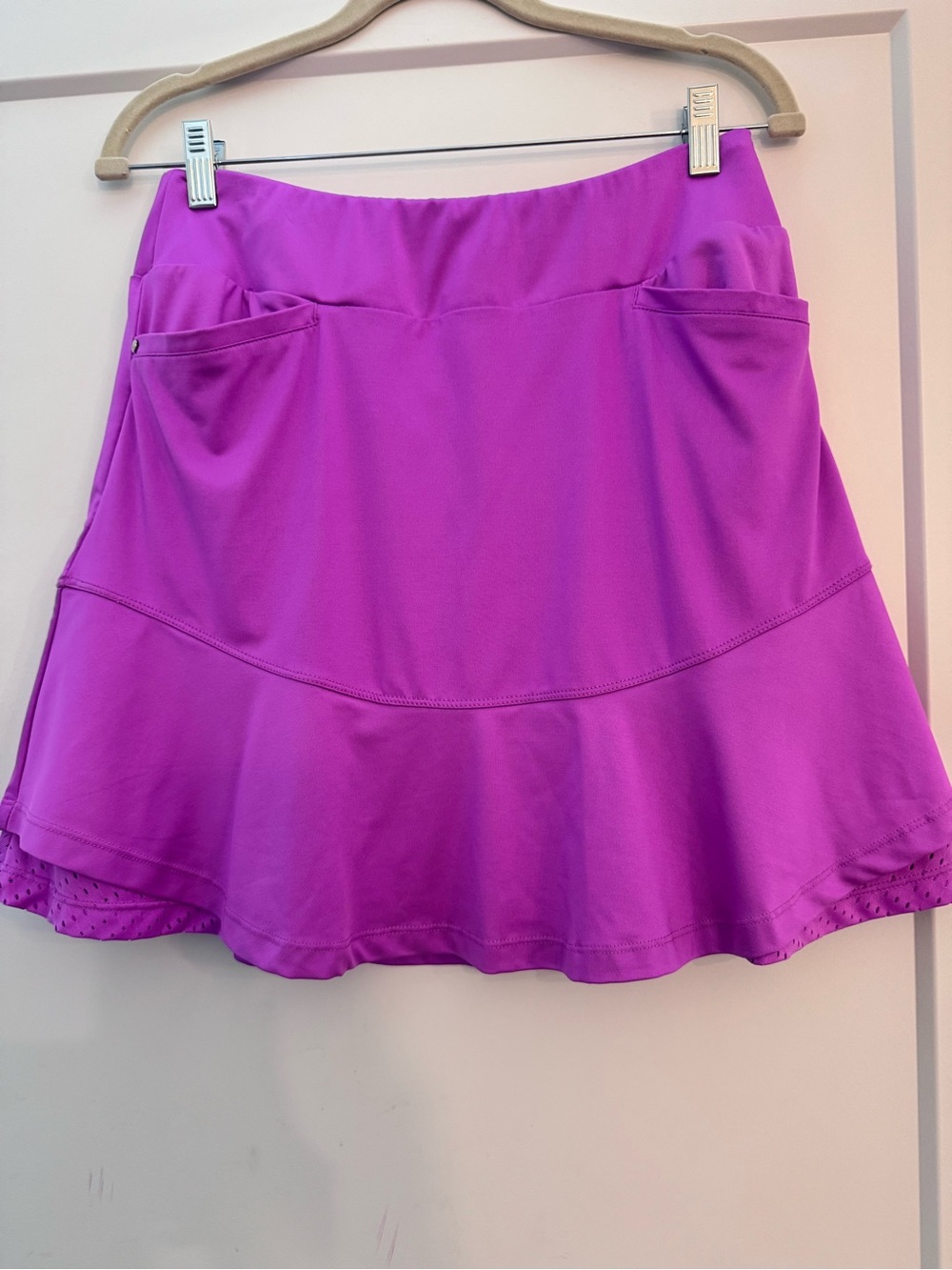 Tail Active Golf Fitness Skater Skirt in Vibrant Magenta